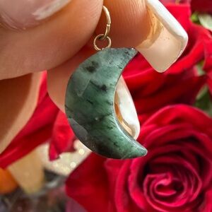 14k pendant with emerald moon